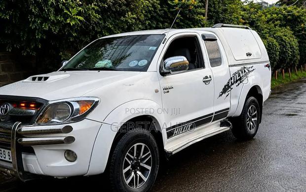 Toyota Hilux 2010