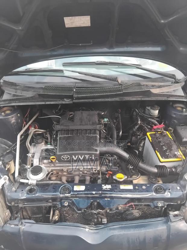 Toyota Vitz 1.0 FWD 3dr 2001 Blue