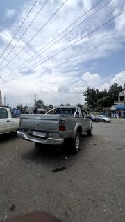 Toyota Hilux 2.5 Cab 2005 Gray for sale