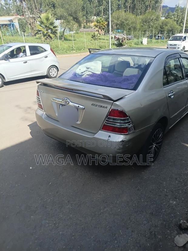 Toyota Corolla 2004 Beige