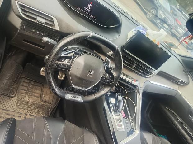 Peugeot 3008 2021 White