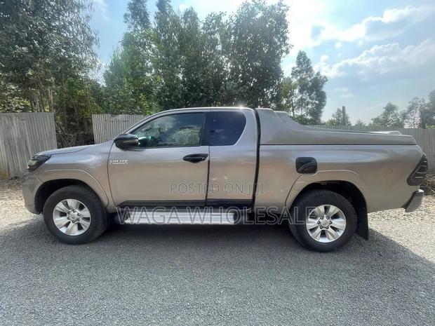 Toyota Hilux 2020