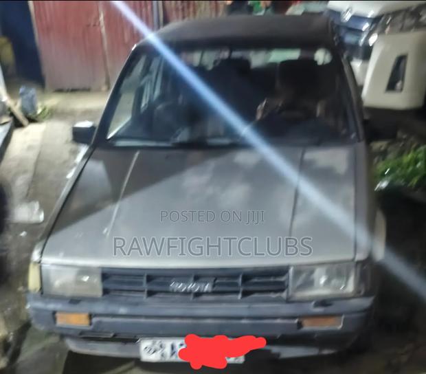Toyota Corolla 1985 Gray