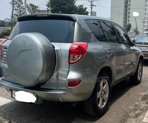 Toyota RAV4 2007 Silver