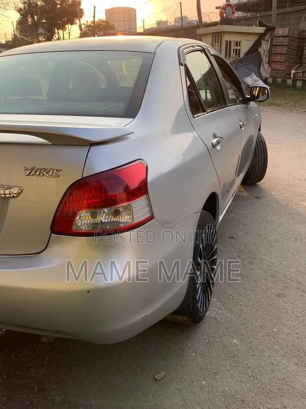 Toyota Yaris 2006 Silver