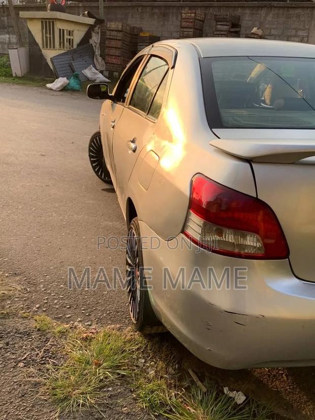 Toyota Yaris 2006 Silver