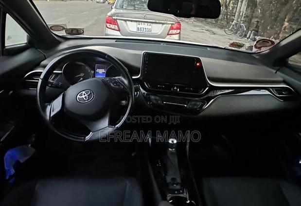 Toyota C-HR 2022 White