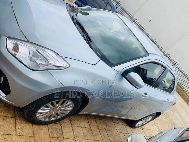 Suzuki Dzire 2024 Silver