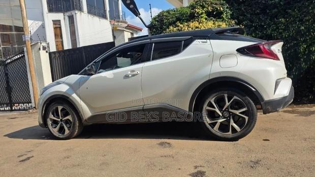 Toyota C-HR 2020 White