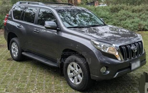 Toyota Land Cruiser Prado 2.8 D-4D 2015 Gray