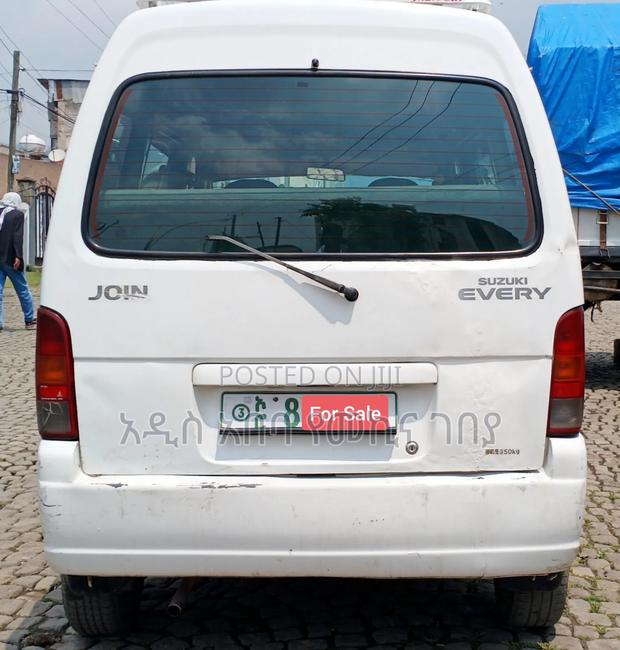 New Suzuki Every Wagon 2005 White