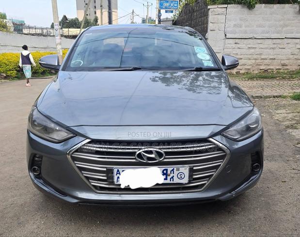 Hyundai Avante 2017 Gray