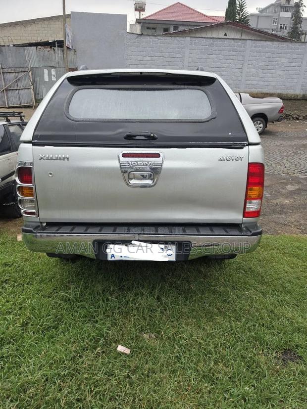 Toyota Hilux 2.5 D-4D SRX 2010 Purple