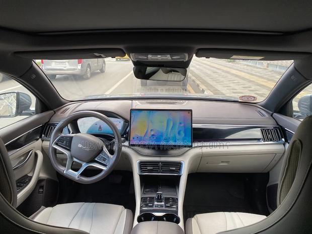 BYD Song Plus 2024 Beige