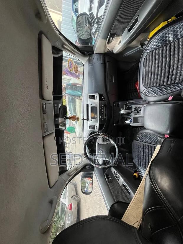 Toyota Hilux 2013 Matt Black