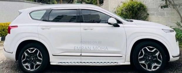 Hyundai Santa Fe 2022 White