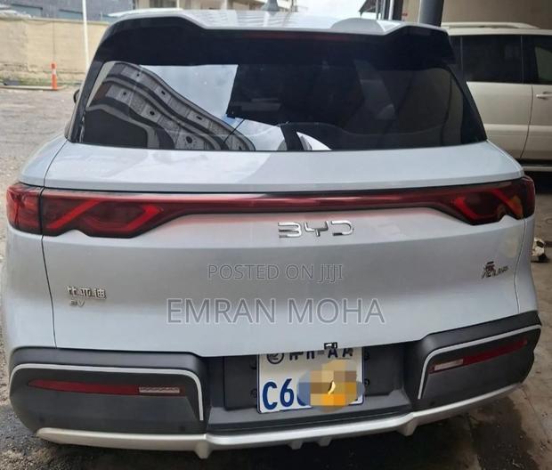 BYD Yuan Up 2024 Beige