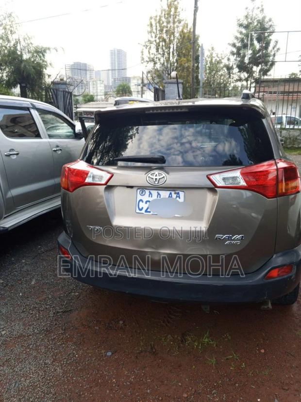 Toyota RAV4 2014 Brown