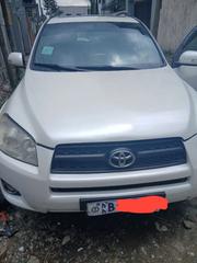 Toyota RAV4 2011 White for sale
