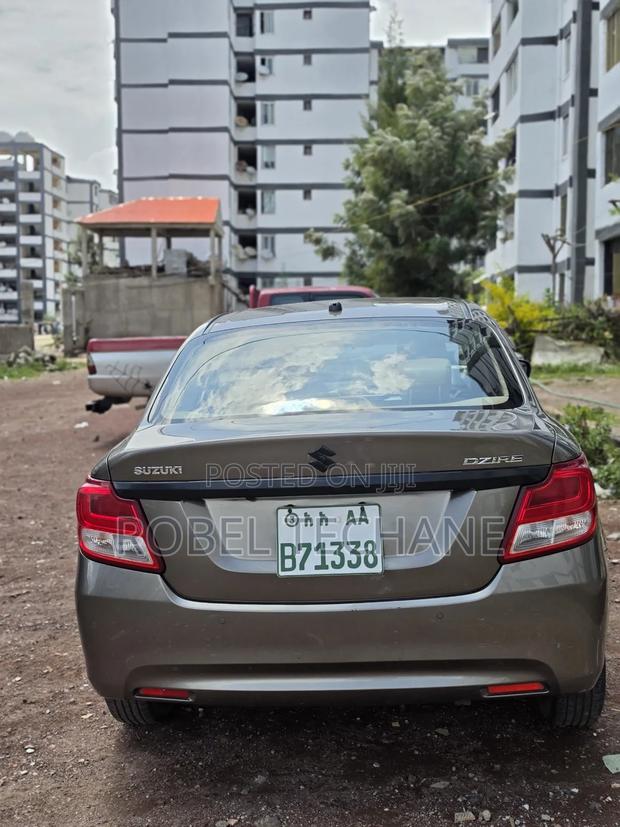 Suzuki Dzire 2022 Gray