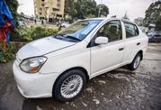 Toyota Platz 2002 White for sale
