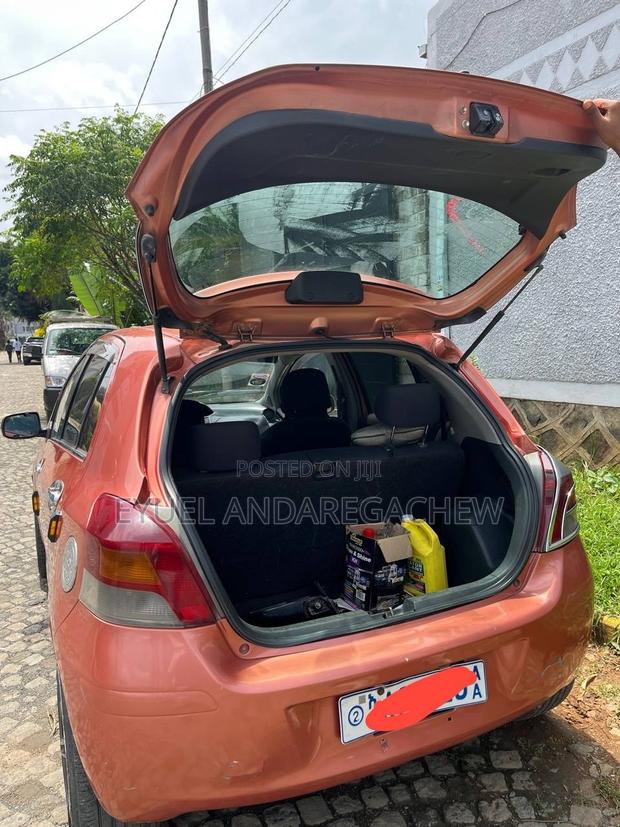 Toyota Yaris 2008 Orange