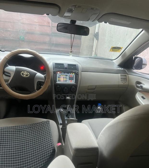 Toyota Corolla 2008 Gray