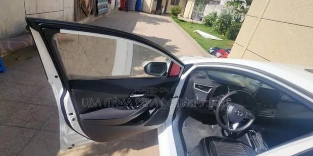 Toyota Corolla 2022 White