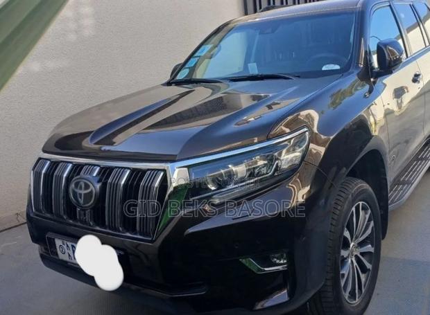 Toyota Land Cruiser Prado 2018 Brown