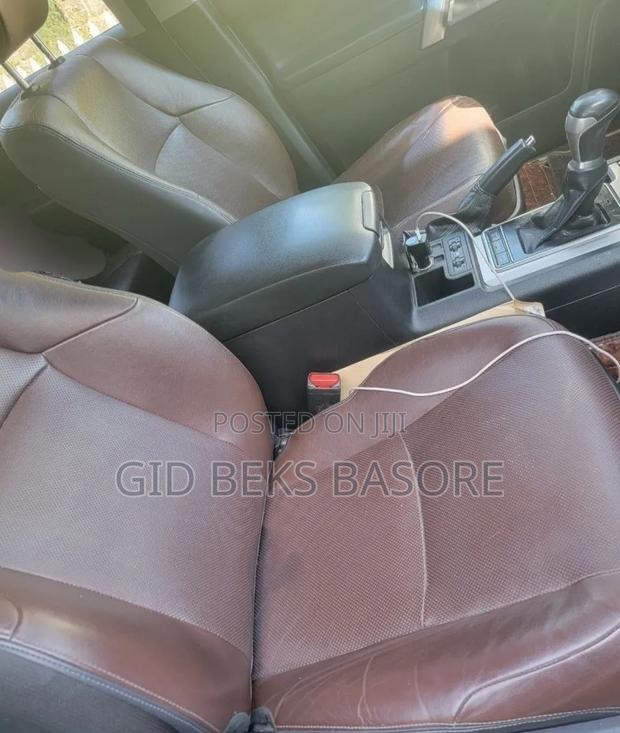 Toyota Land Cruiser Prado 2018 Brown