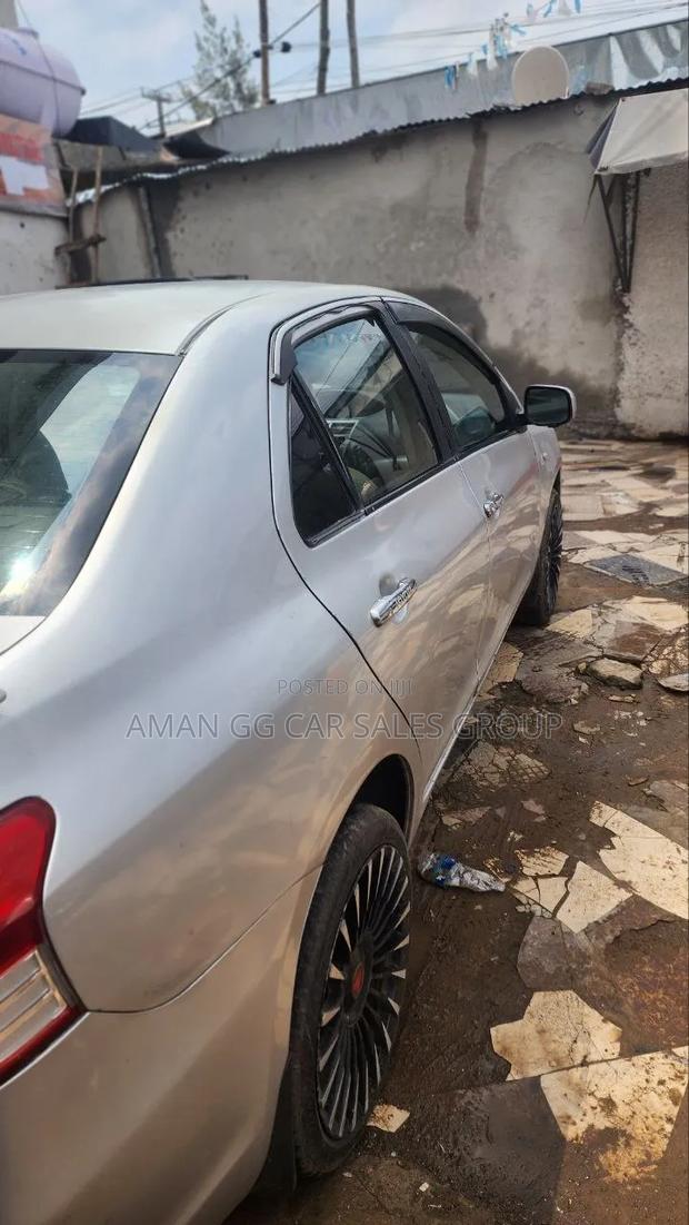 Toyota Yaris 2006 Silver