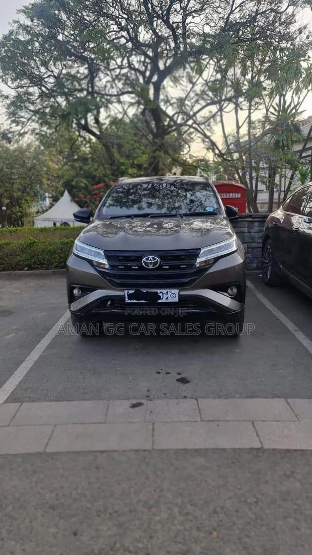 Toyota Rush 2022 Gray