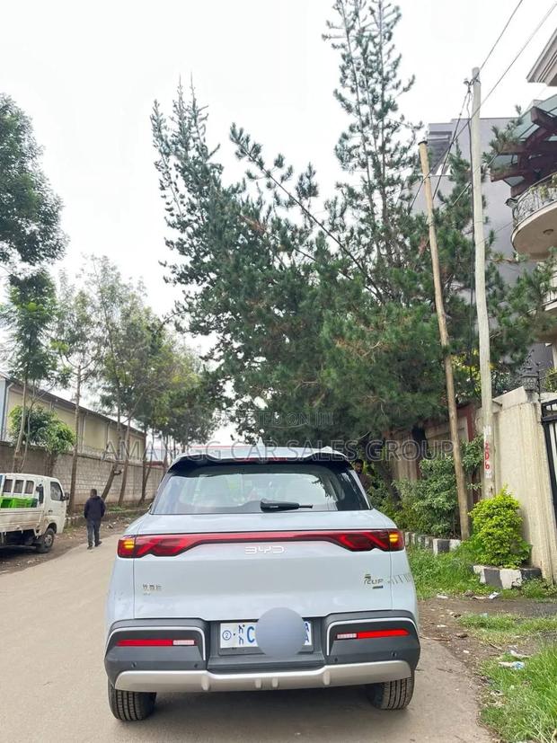 BYD Yuan Up 2025 Beige