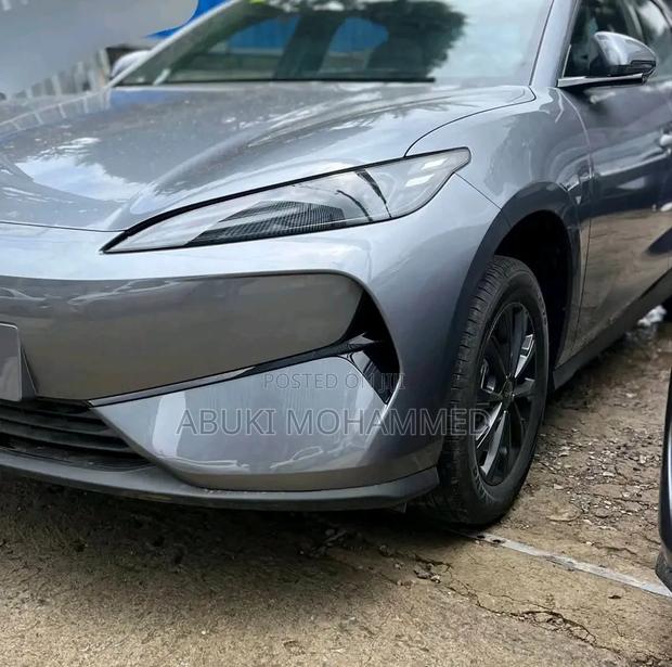 New BYD E5 300 2015 Gray