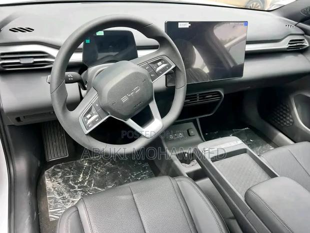 New BYD E5 300 2015 Gray