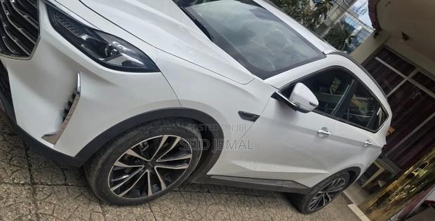 Jetour X70 Plus 2022 White