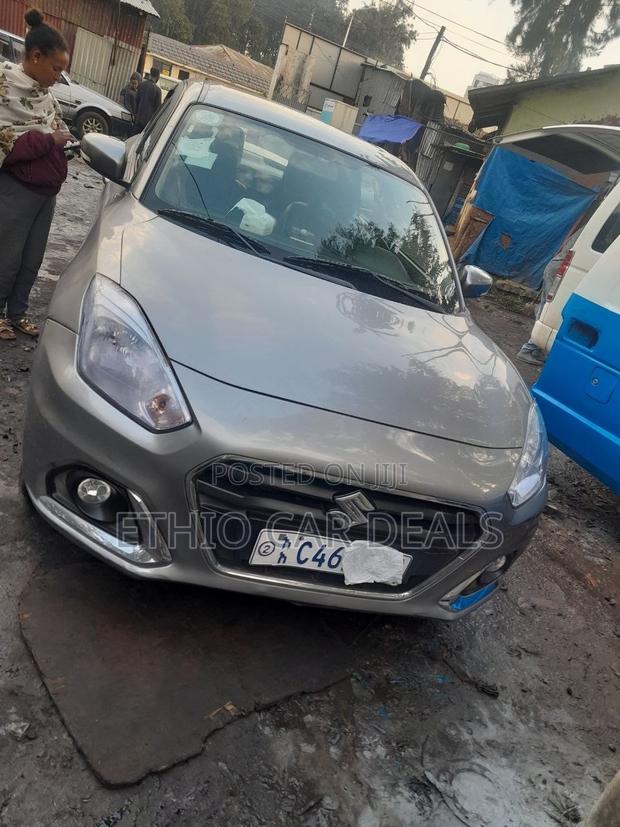 Suzuki Dzire 2022 Silver