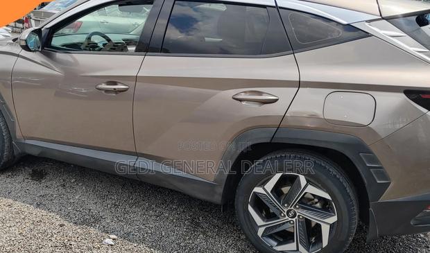 Hyundai Tucson 2021 Brown