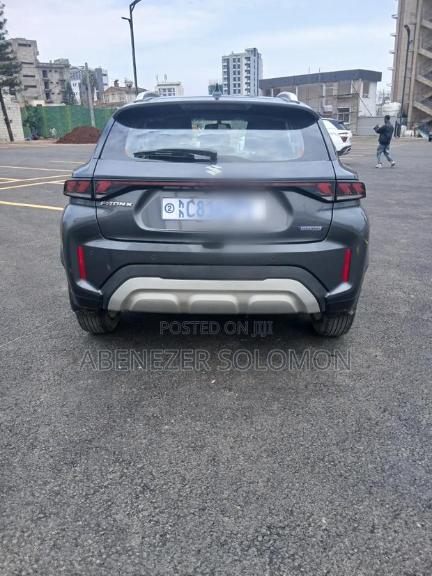 Suzuki Fronx 2025 Gray