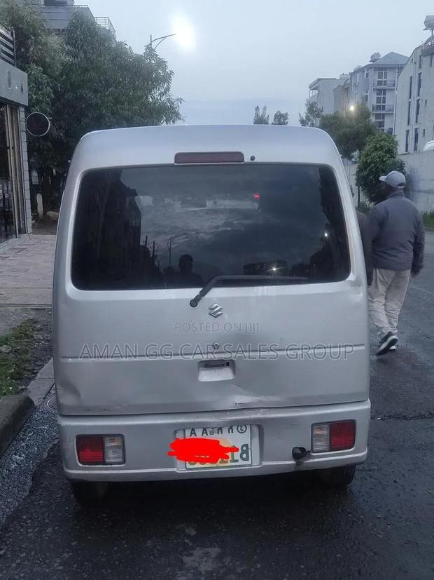 Suzuki Eeco 2012 Silver