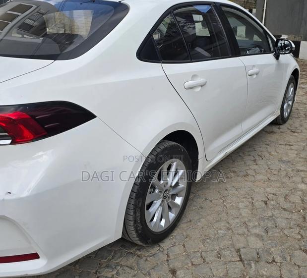 New Toyota Corolla 2022 White
