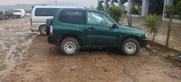 Suzuki Grand Vitara 2.0 1999 Green