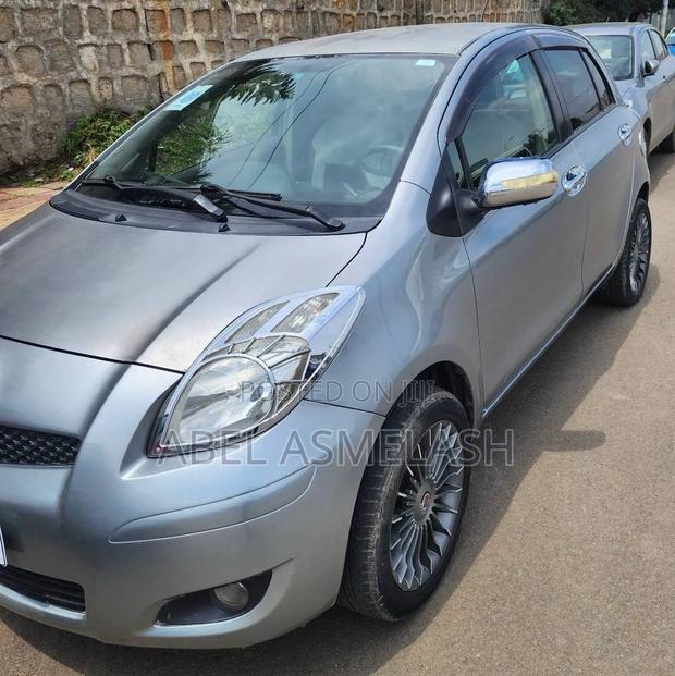 Toyota Yaris 2008 Silver