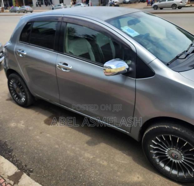 Toyota Yaris 2008 Silver