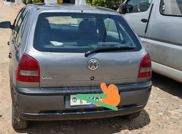 Volkswagen Golf 2005 Gray
