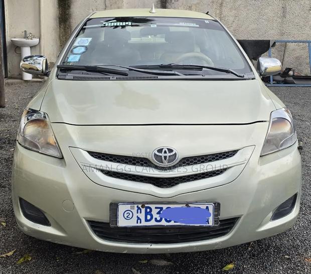 Toyota Yaris 2008 Purple