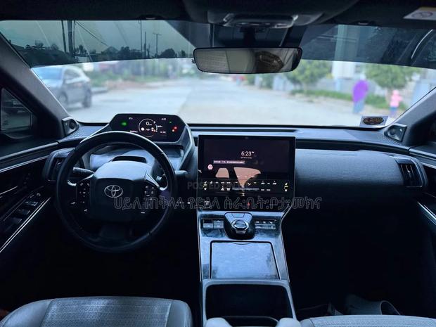 Toyota bZ4X 2024 Purple