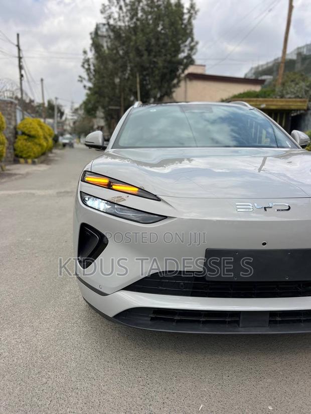 New BYD Seal 06 DM-i Flagship 2025 Gray