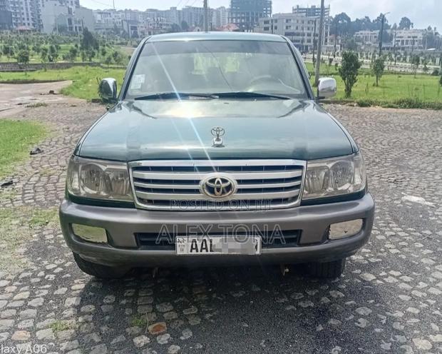 Toyota Land Cruiser 2005 Green