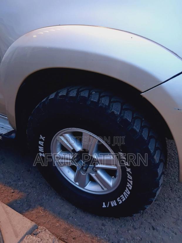 Toyota Hilux 3.0 D-4D 4x4 2013 Silver